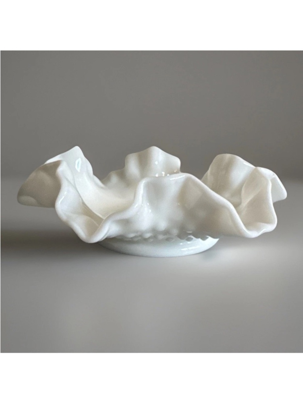Vintage Fenton White Milk Glass Hobnail Ruffled Edge Candy Dish Fruit Bowl 6"